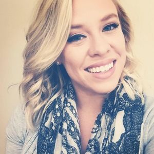 Meet your Posher, Andrea